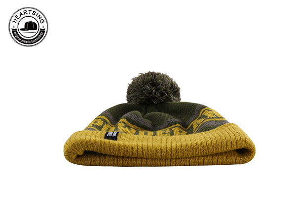 на заказ beanie.jpg оптовая продажа модной зимней вязаной одежды в желто-зеленую полоску