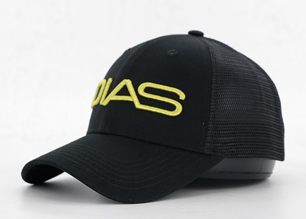 Черная шляпа-снэпбэк с закругленными полями