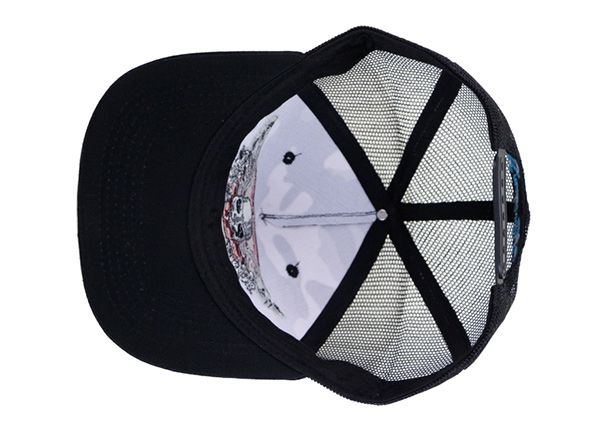 Бейсболка дальнобойщика Snapback из охотничьего камуфляжа с аппликацией на внутренней стороне
