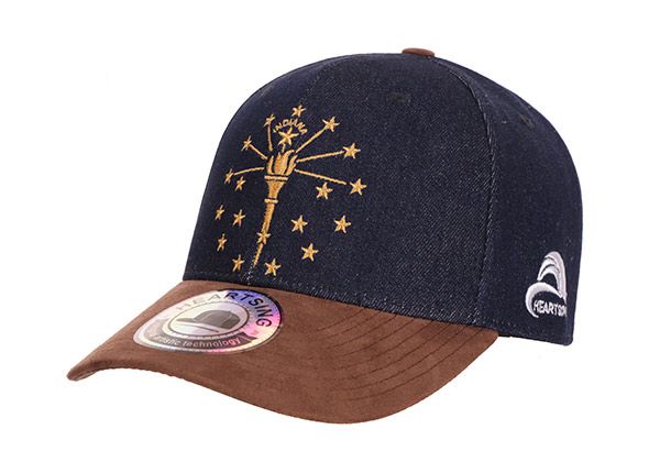 Бейсболка с наклонными полями из коричневой замши и застежкой на кожаный Ремешок