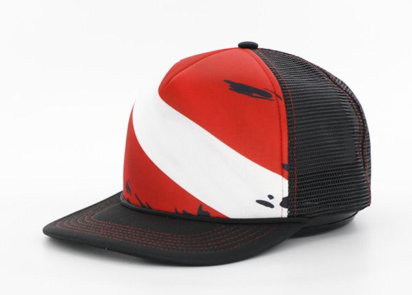 Уклон изготовленной на заказ потрясающей пустой модной шляпы дальнобойщика Snapback из пенопласта