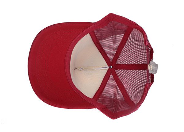 Внутренняя сторона изготовленной на Заказ Камуфляжной Бейсболки С Крылышками По Бокам