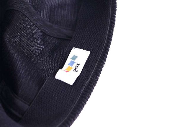 Спортивная повязка из сшитой на заказ вельветовой бейсболки без купюр