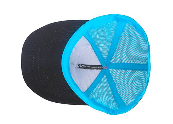 Внутренняя часть гавайской бейсболки с сетчатой шляпой сзади