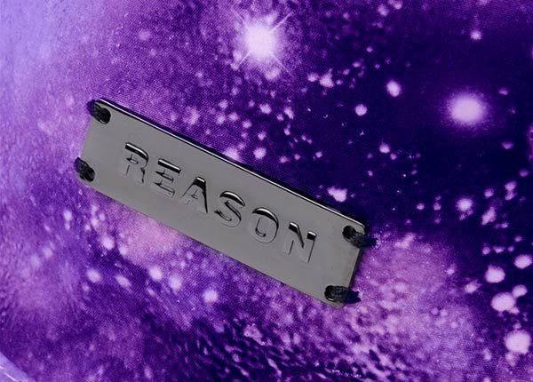 Шляпа-ведро с логотипом Purple Galaxy и металлической этикеткой