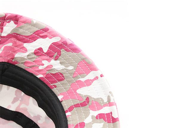 Множество женщин